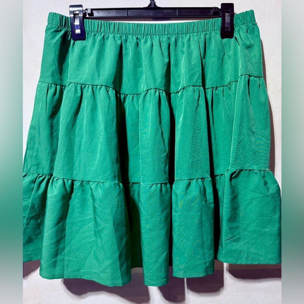 Chic Green Tiered A-Line Skirt